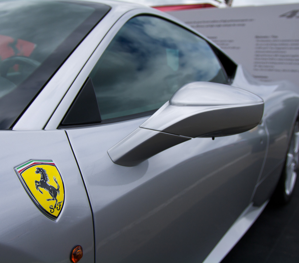 ArtOfFerrari2010-075