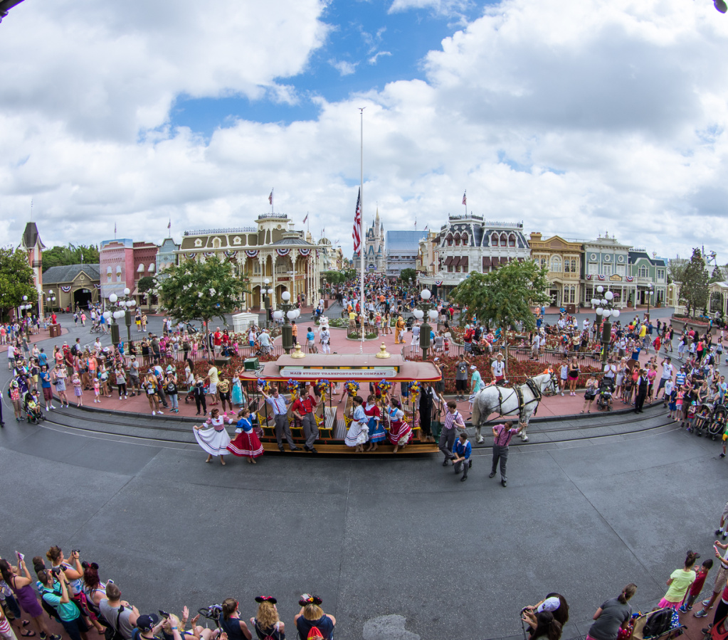 WDW201505-136