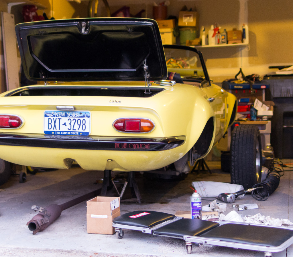 LotusElan-120930-01