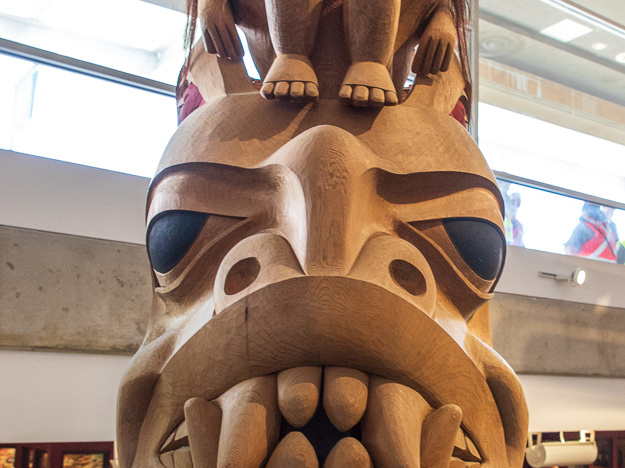 totem in Vancouver airport