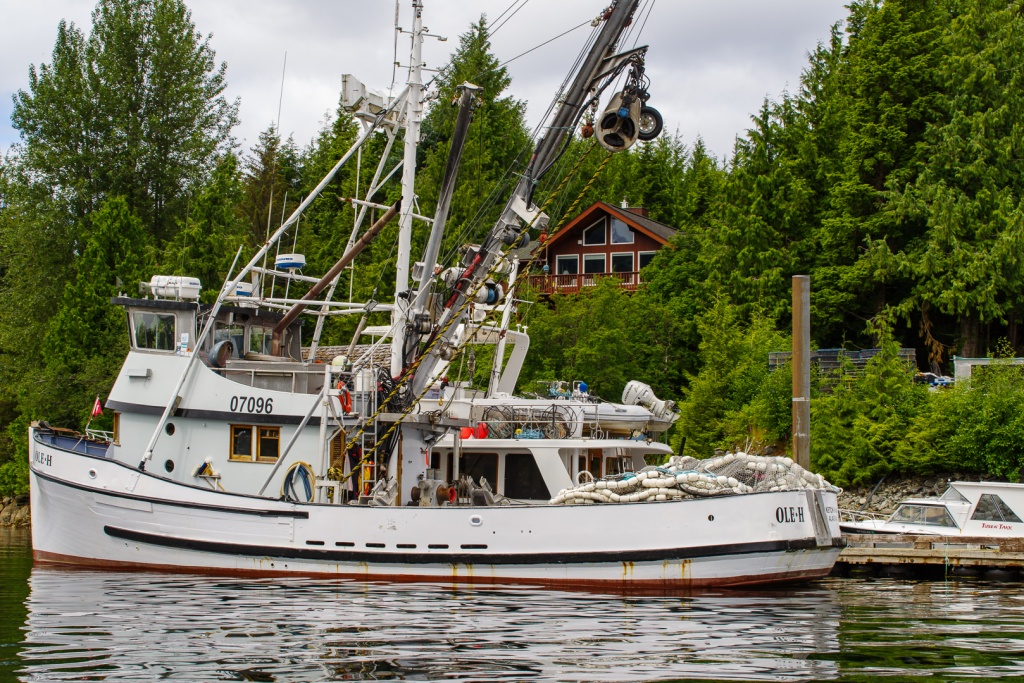 201806 Alaska-175 Knudson Cove Marina.jpg