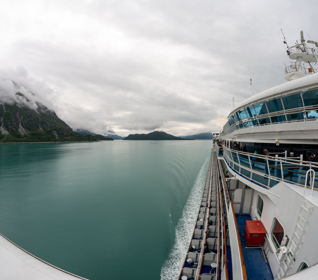 passing through Tarr Inlet