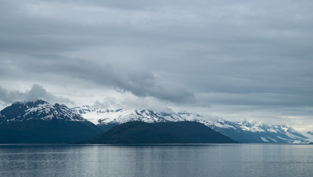201806 Alaska-513 Traveling through College Fjord.jpg