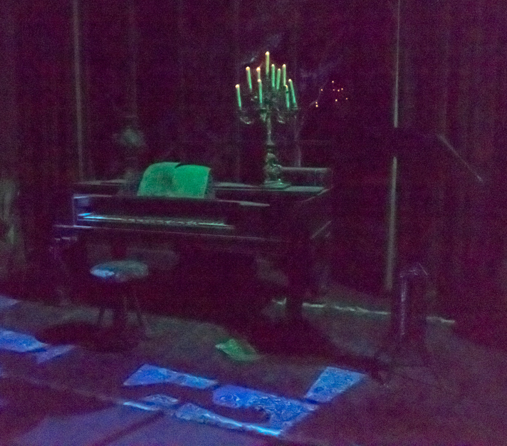 Ghostly piano player