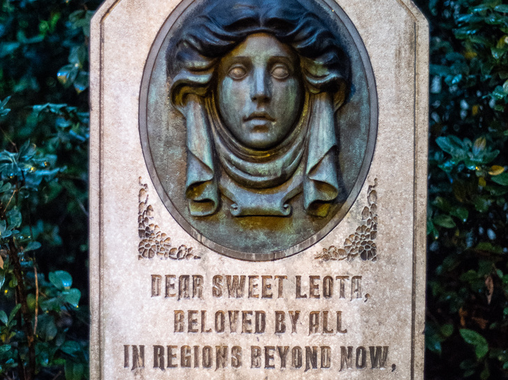Madame Leota tombstone