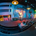 Rock 'n Rollercoaster queue