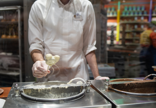 Treat-making in Goofy's Candy Company