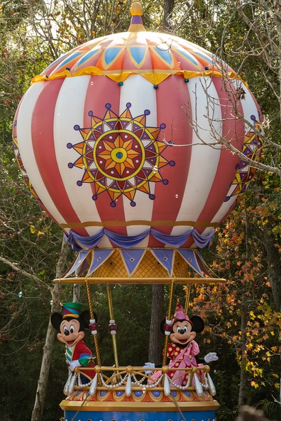 Mickey and Minnie in Festival of Fantasy Parade