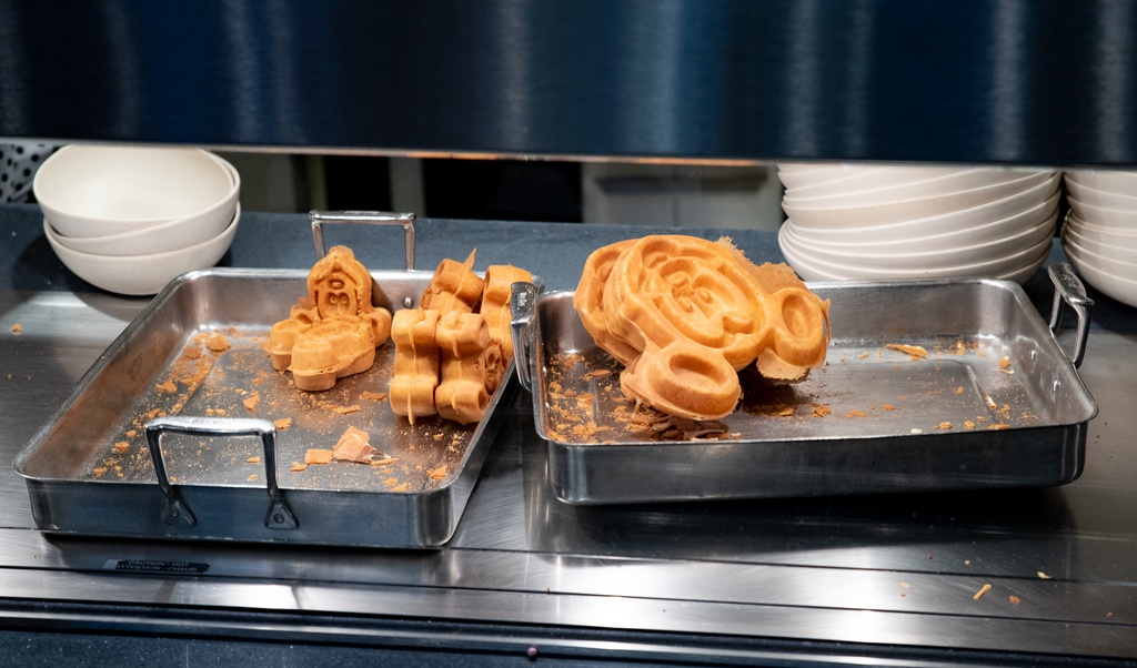 201901 WDW-572 Mickey waffles at Sassagoula Floatworks.jpg