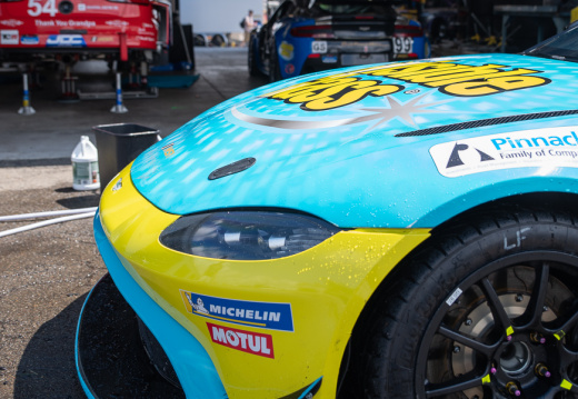 Automatic Racing Aston Martin V8 Vantage GT4