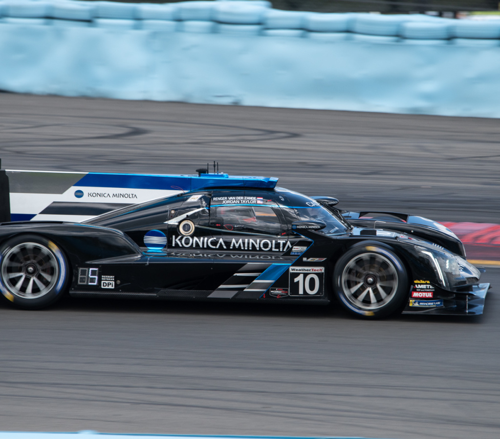 Konica Minolta Cadillac DPi-V.R.