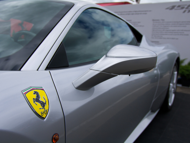 ArtOfFerrari2010-075