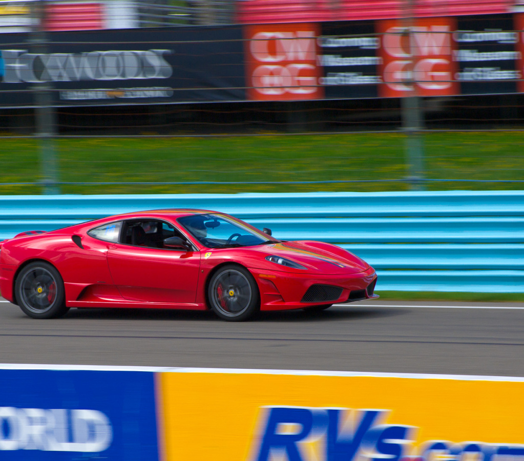 ArtOfFerrari2010-056