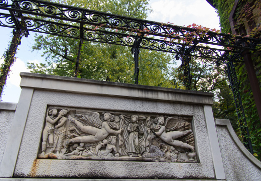 SonnenbergGardens2012-03