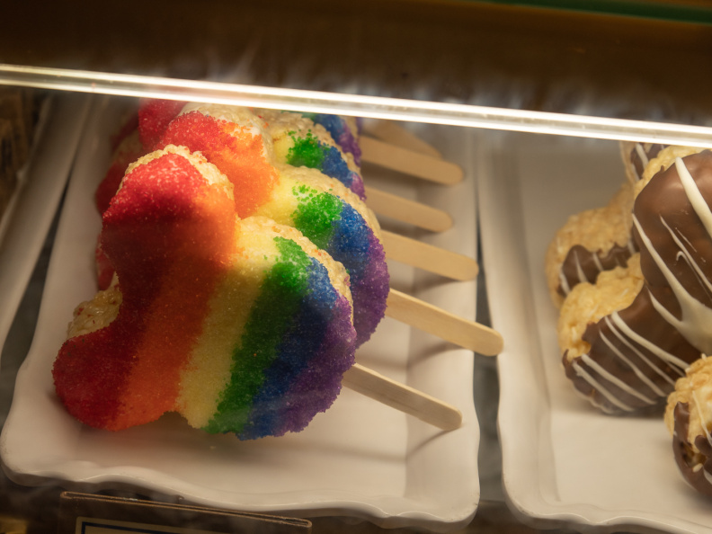 Pride Rice Krispie treats