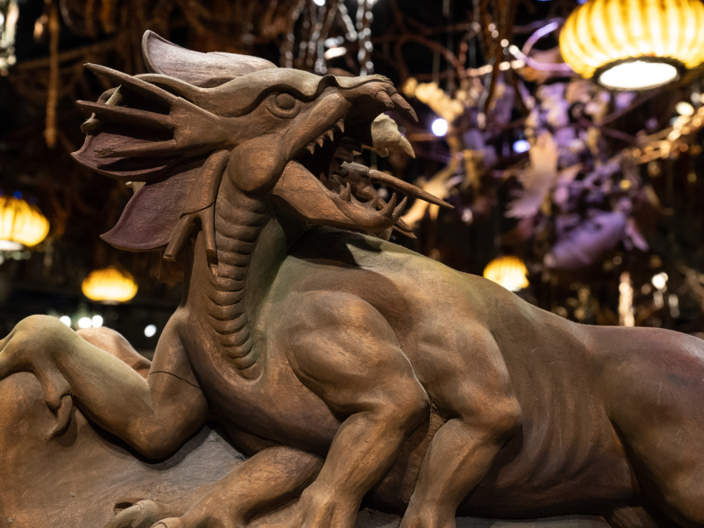 Carved thanator in Windtraders