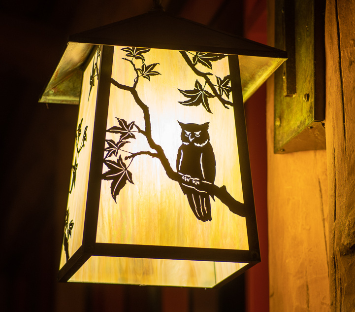 Wilderness Lodge lighting