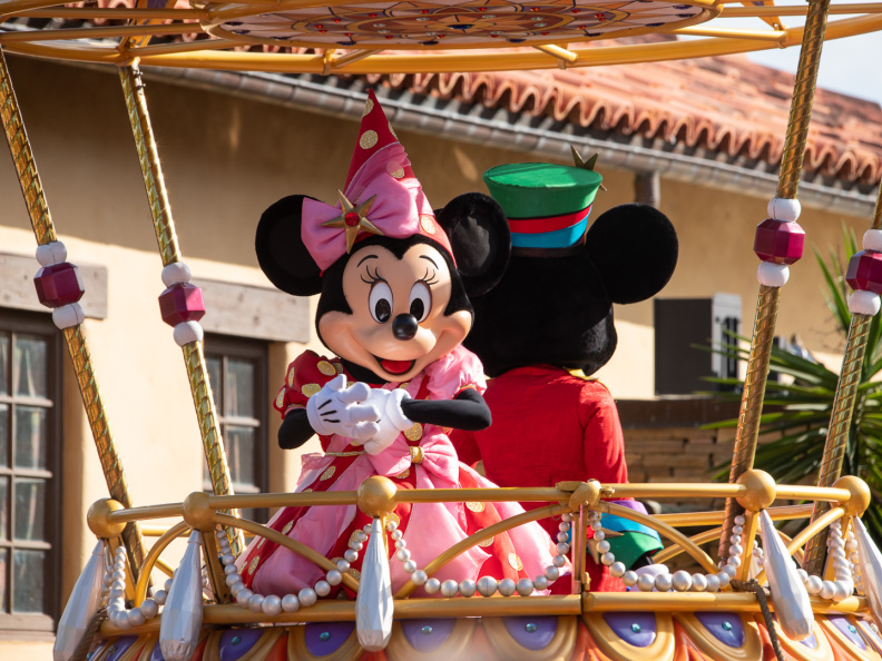 Mickey and Minnie in Festival of Fantasy Parade