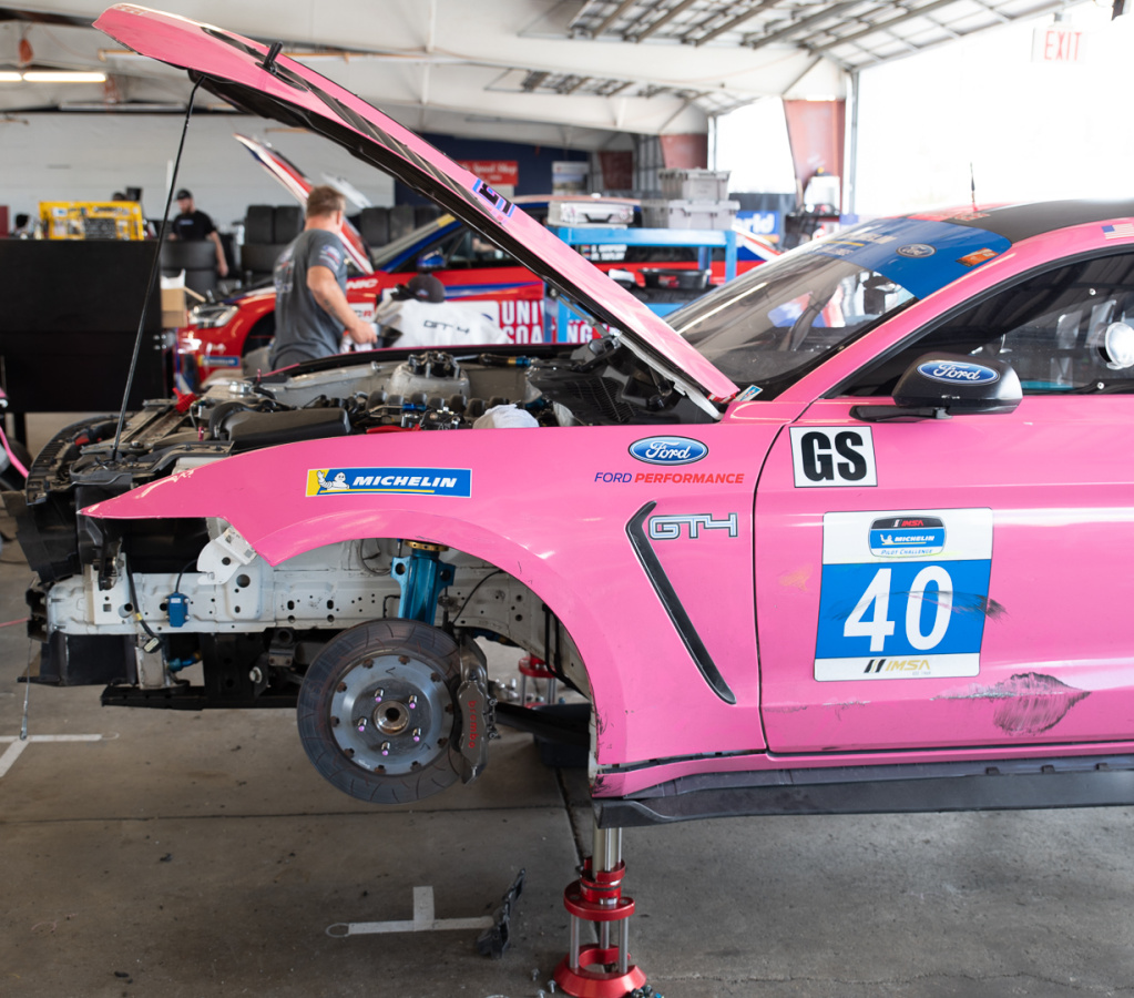 PF Racing Ford Mustang GT4