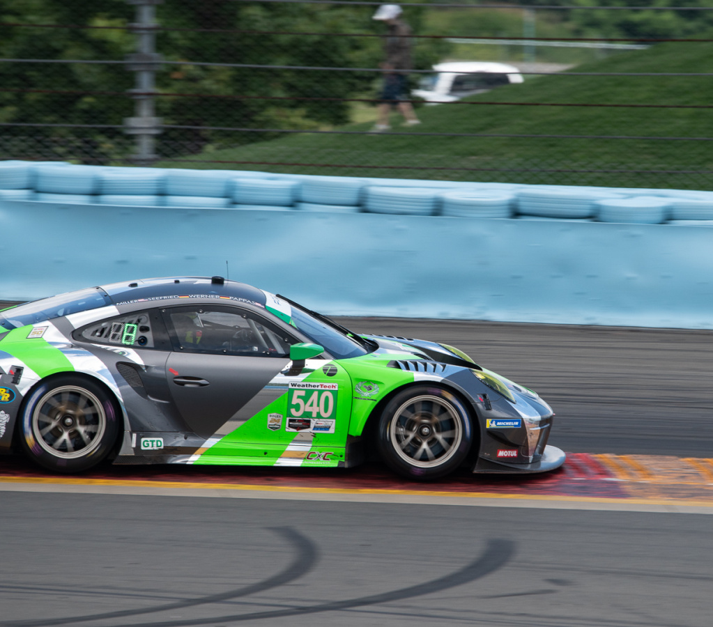 Black Swan Racing Porsche 911 GT3 R